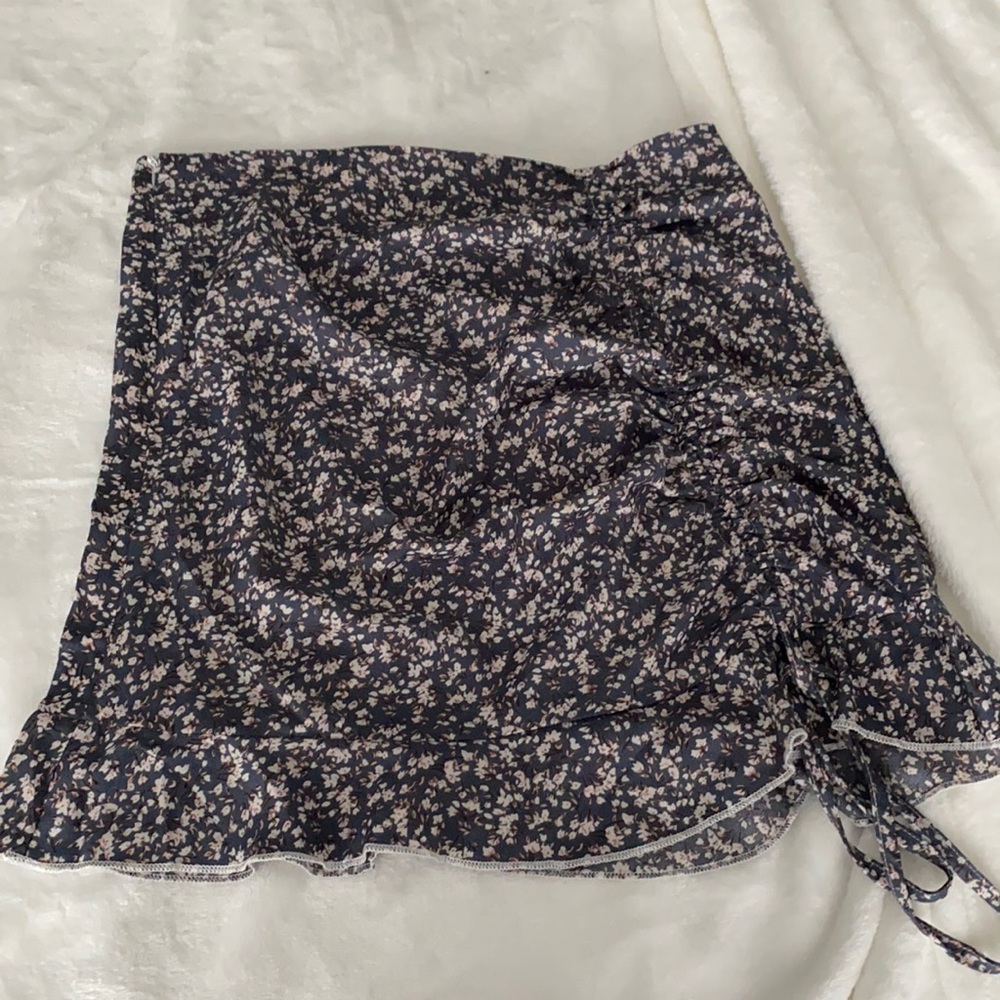 SHEIN Ruched Skirt